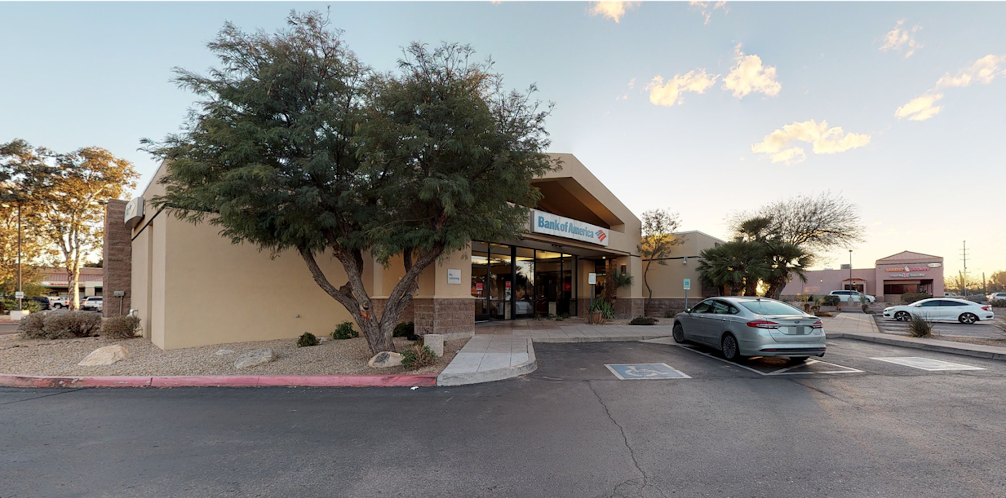 Bank of America financial center with drive-thru ATM | 1601 W Valencia Rd, Tucson, AZ 85746