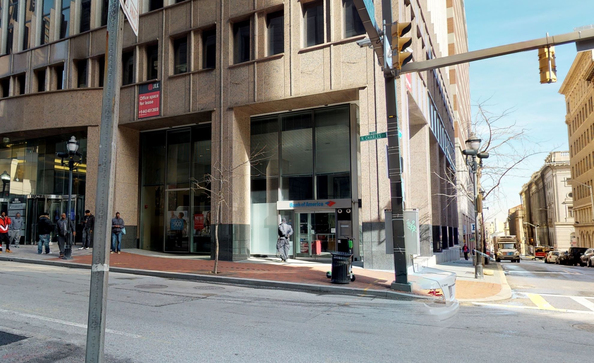 Bank of America financial center with walk-up ATM | 201 N Charles St, Baltimore, MD 21201