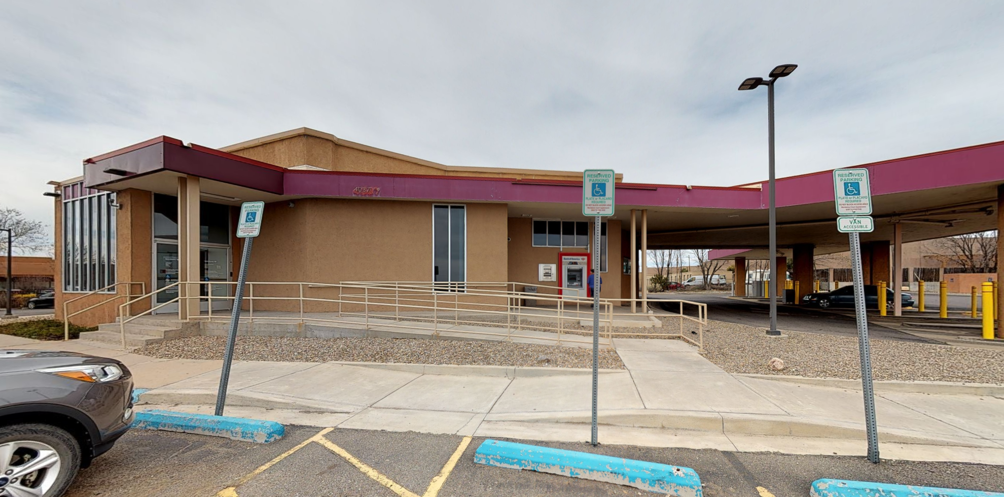 Bank of America financial center with drive-thru ATM | 4037 Rodeo Rd, Santa Fe, NM 87507