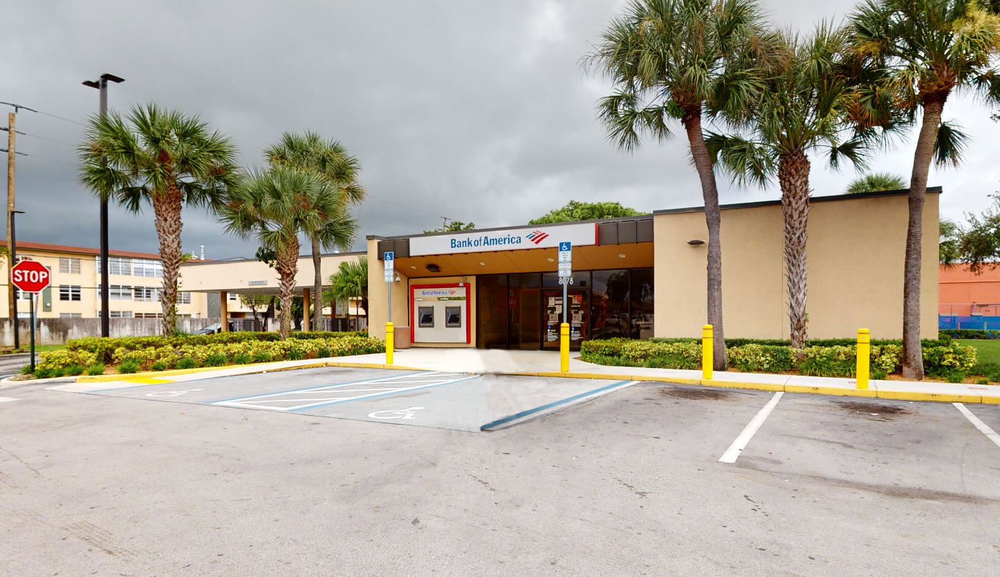 Bank of America financial center with drive-thru ATM and teller | 8078 NW 103rd St, Hialeah Gardens, FL 33016