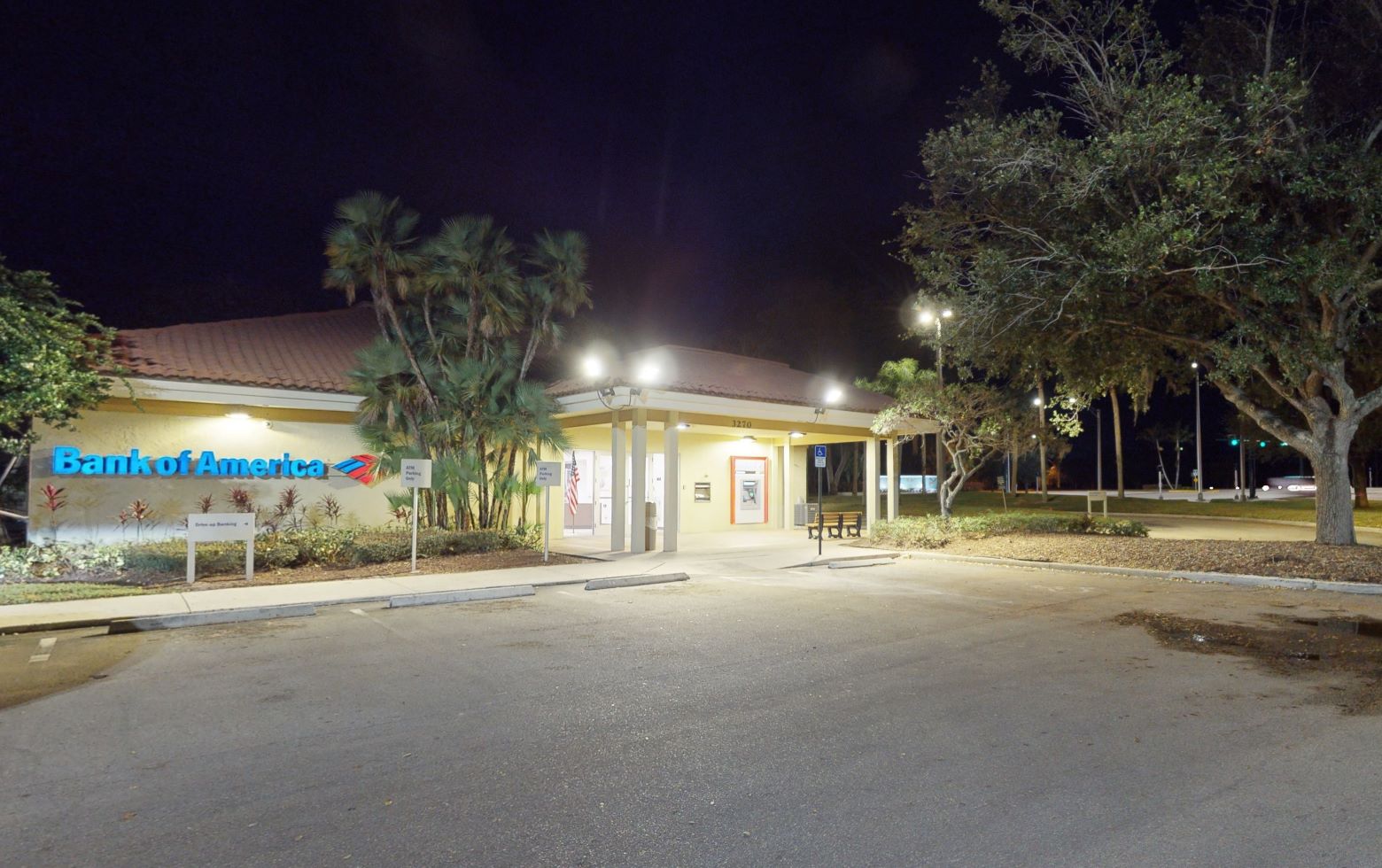 Bank of America financial center with drive-thru ATM and teller | 3270 SW Martin Downs Blvd, Palm City, FL 34990