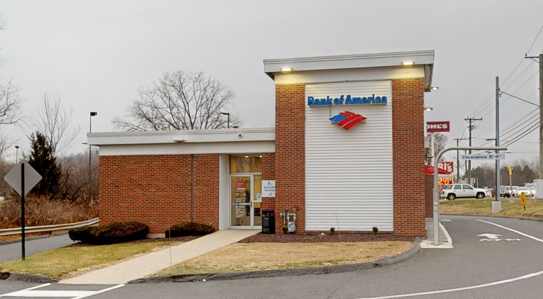 Bank of America financial center with drive-thru ATM | 100 Federal Rd, Brookfield, CT 06804