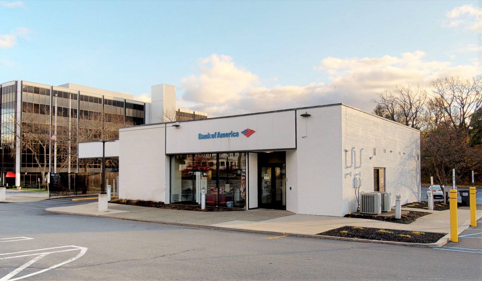 Bank of America financial center with drive-thru ATM | 1450 Western Ave, Albany, NY 12203