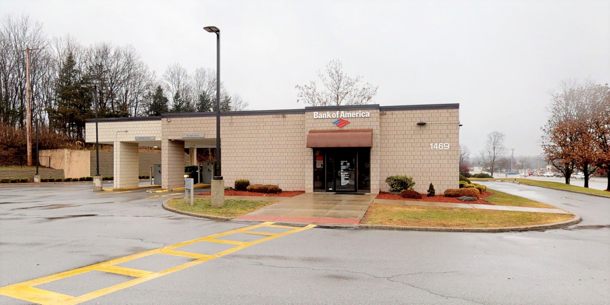 Bank of America financial center with drive-thru ATM | 1469 Route 9, Wappingers Falls, NY 12590