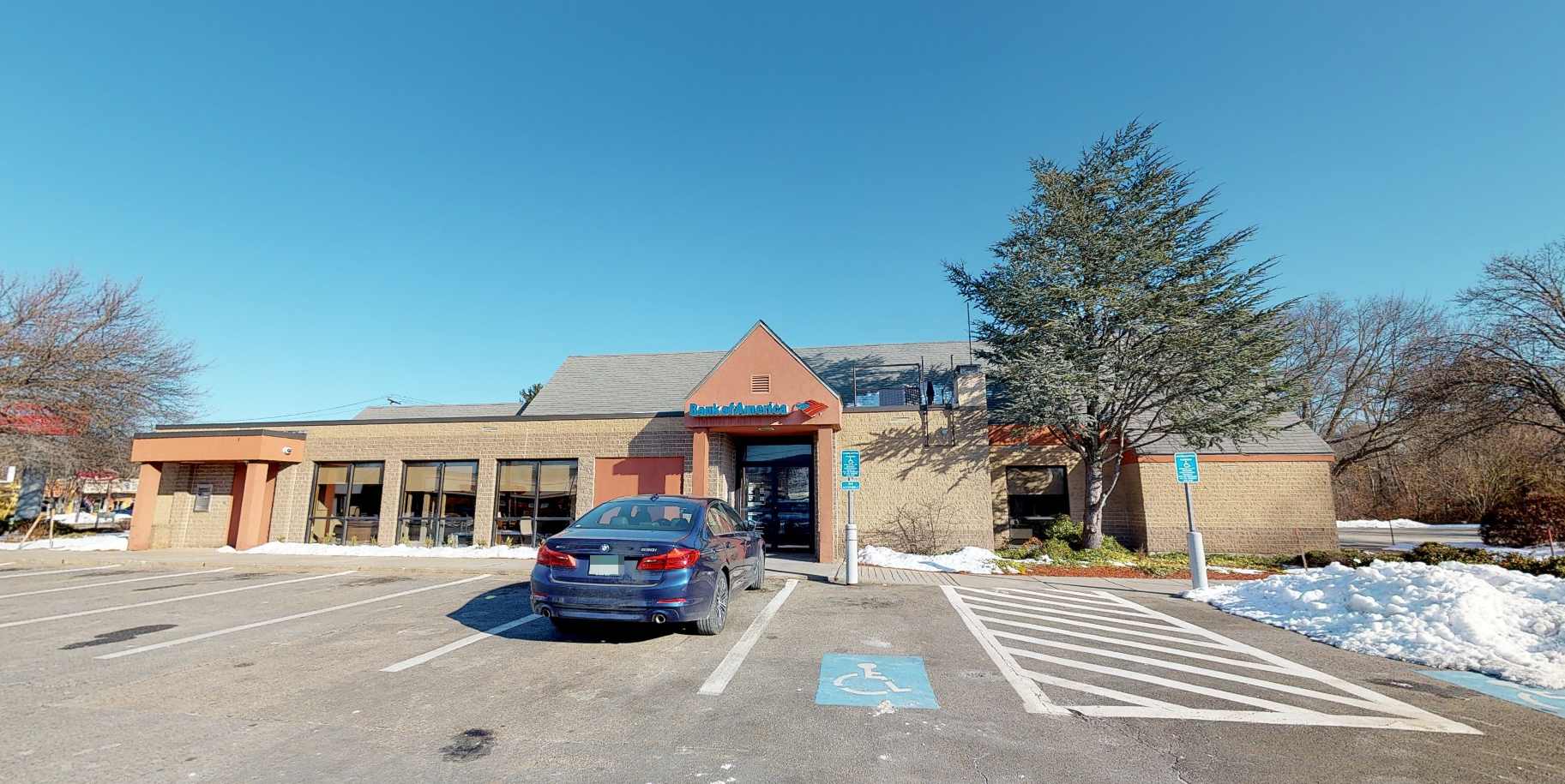 Bank of America financial center with drive-thru ATM and teller | 505 Pleasant St, Attleboro, MA 02703