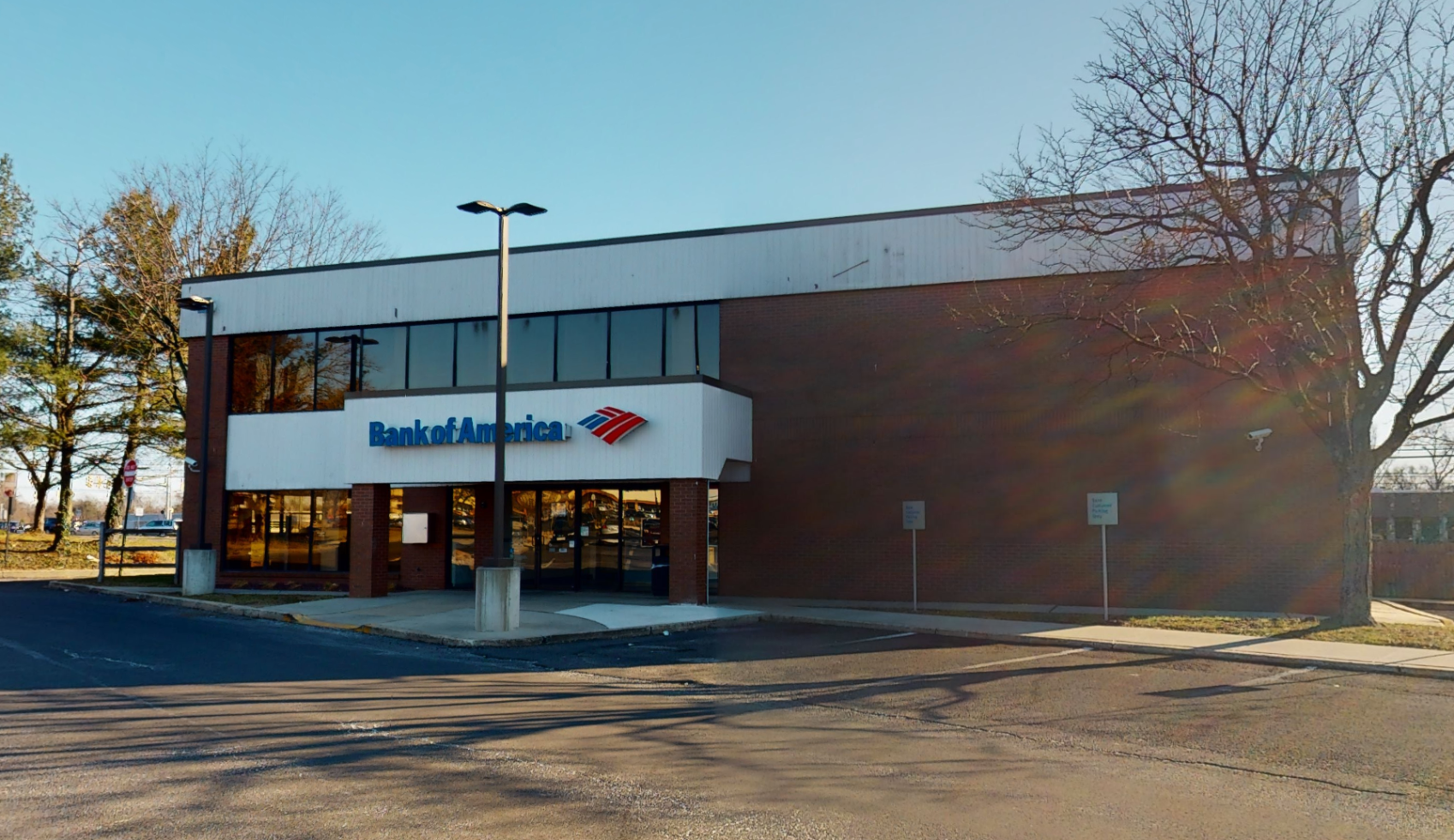 Bank of America financial center with drive-thru ATM | 22 W Marlton Pike, Cherry Hill, NJ 08002