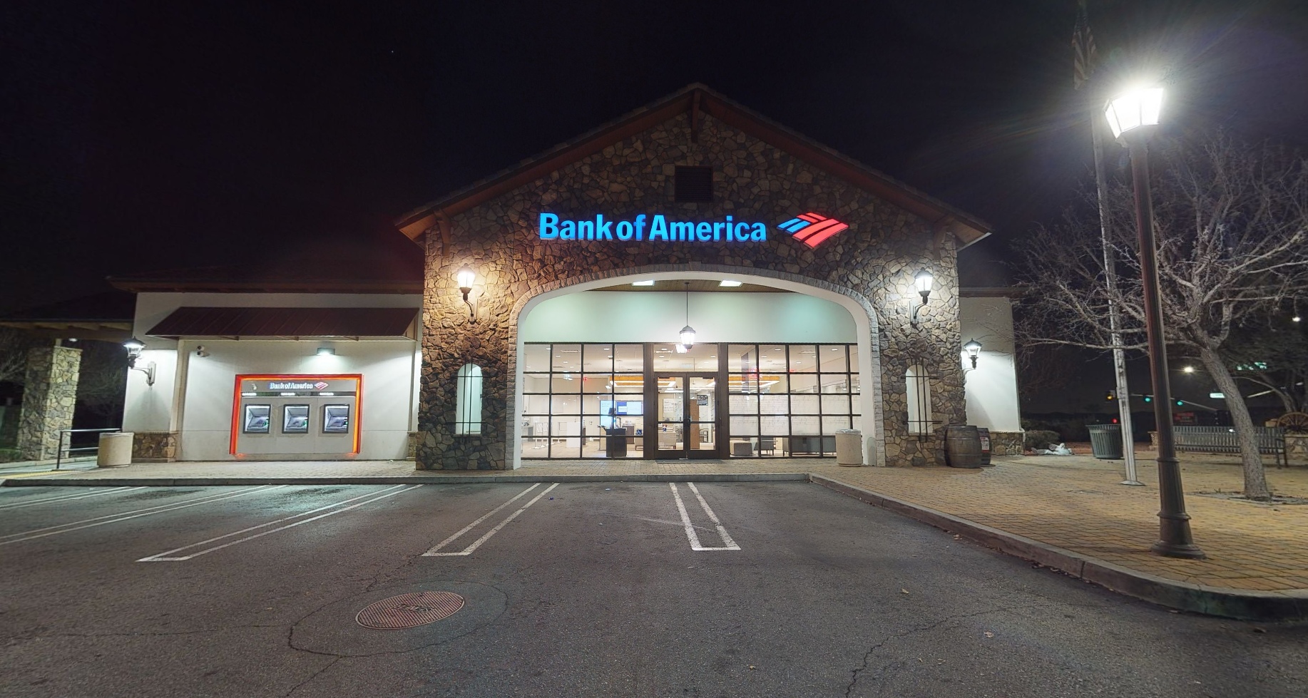 Bank of America financial center with drive-thru ATM | 7387 Day Creek Blvd, Rancho Cucamonga, CA 91739