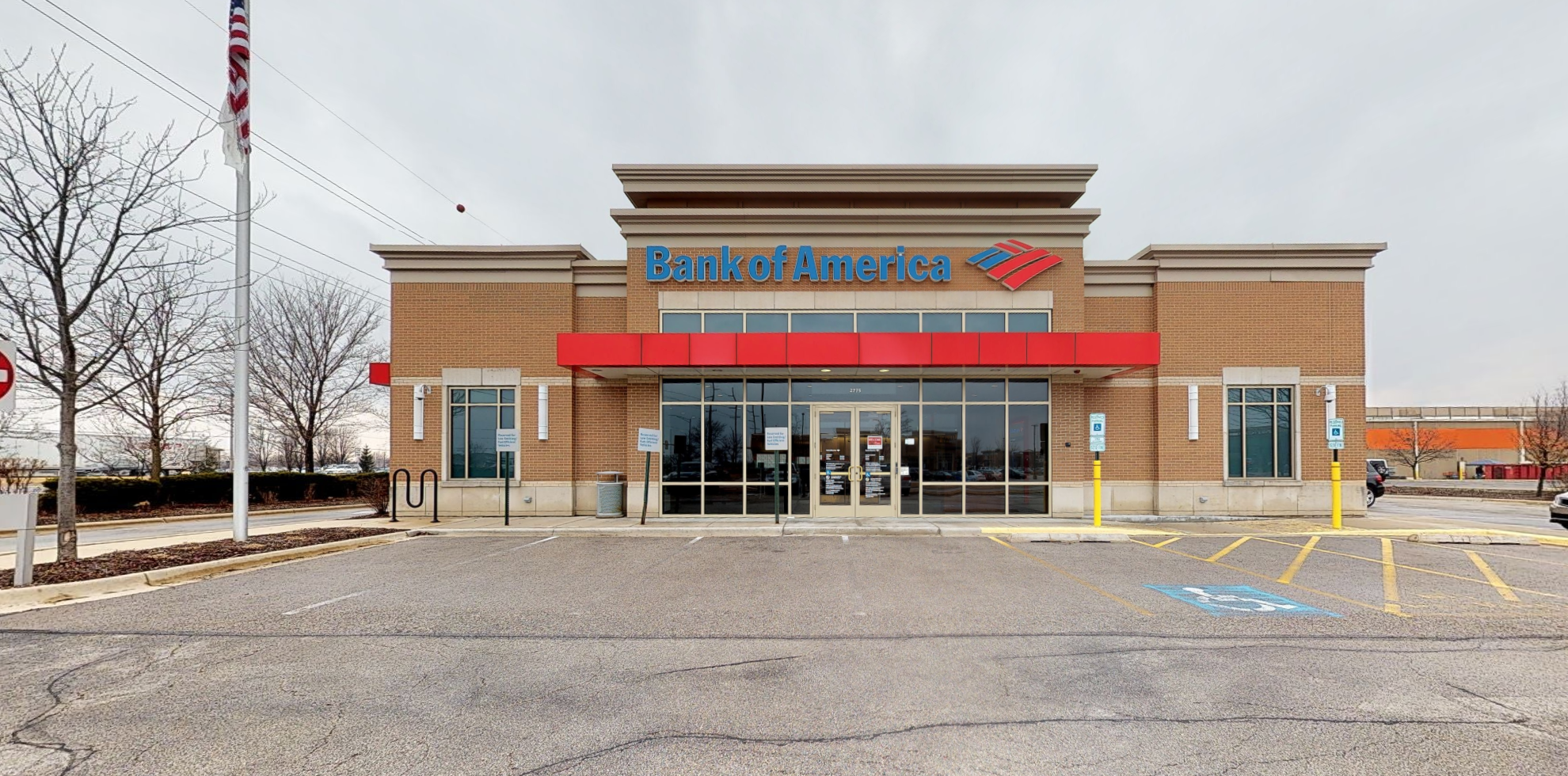 Bank of America financial center with drive-thru ATM | 2775 W 75th St, Naperville, IL 60540