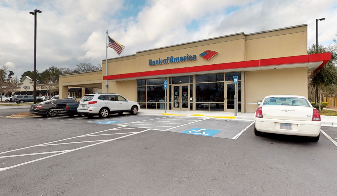 Bank of America financial center with drive-thru ATM | 4960 Flat Shoals Pkwy, Decatur, GA 30034