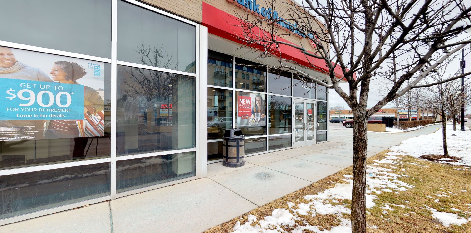 Bank of America financial center with drive-thru ATM | 5983 N Lincoln Ave, Chicago, IL 60659