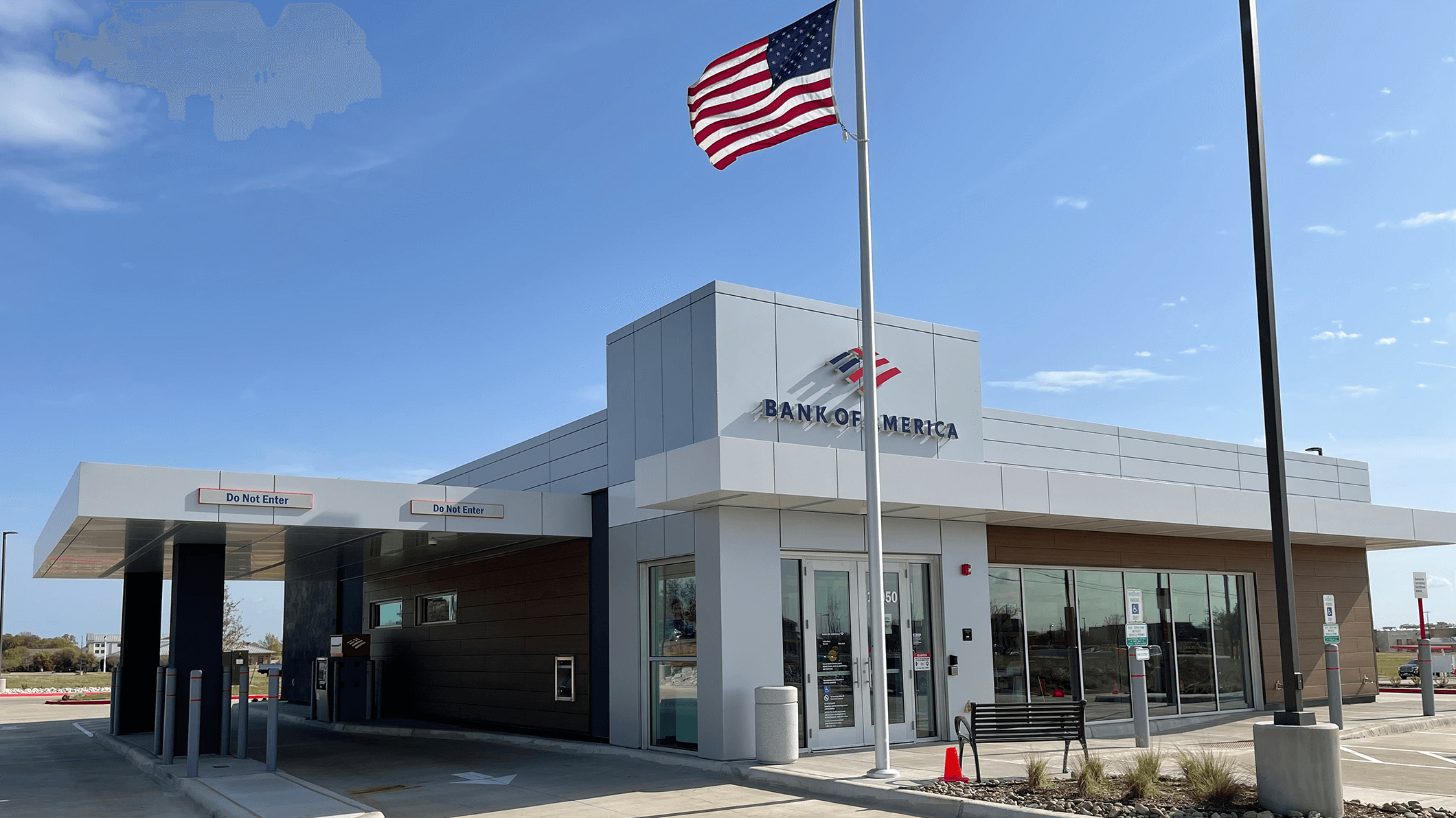 Bank of America financial center with drive-thru ATM | 11050 US Highway 380, Cross Roads, TX 76227