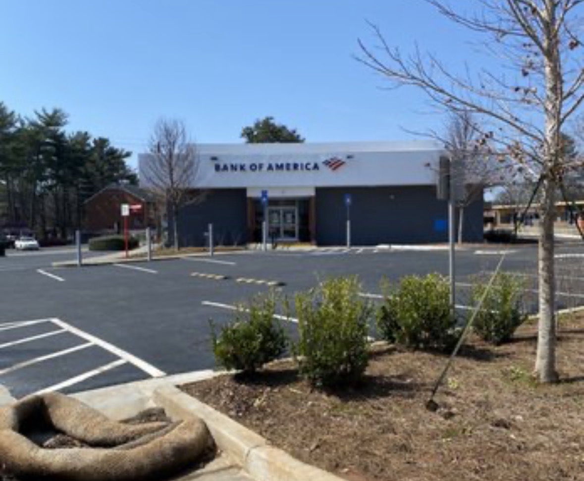 Bank of America financial center with drive-thru ATM | 244 S Main St, Alpharetta, GA 30009