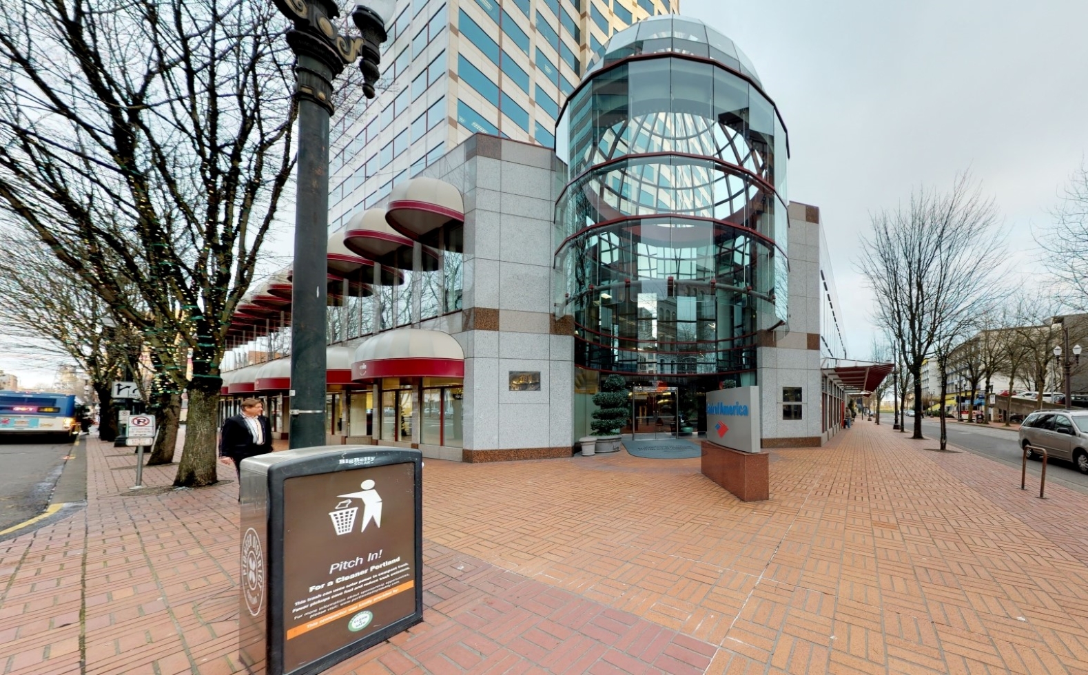 Bank of America financial center with walk-up ATM | 121 SW Morrison St, Portland, OR 97204