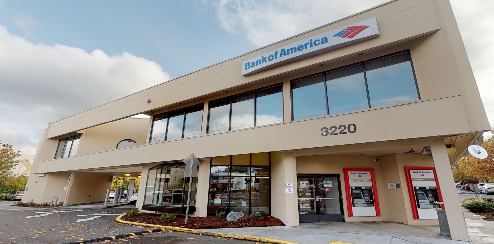 Bank of America financial center with drive-thru ATM and teller | 3220 188th St SW, Lynnwood, WA 98037