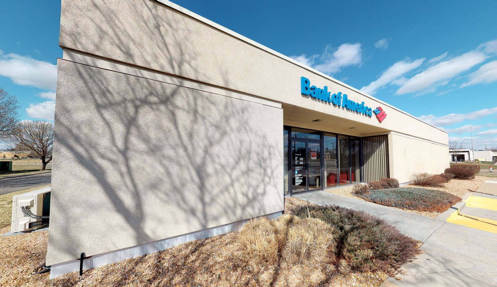Bank of America financial center with drive-thru ATM and teller | 8304 W Central Ave, Wichita, KS 67212